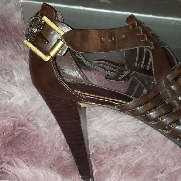 Marc Fisher shoes sz 9.5M - Picture 4 of 4